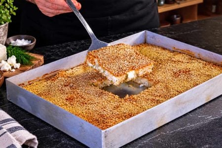 Πρωτεϊνική τυρόπιτα χωρίς αλεύρι με cottage cheese και βρώμη