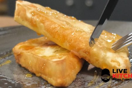 ?130 γρ κεφαλοτύρι
?κρύο νερό
?200 γρ αλεύρι γ.ο.χ
?ελαιόλαδο
--------------------------------------
?ΠΡΟΑΙΡΕΤΙΚΑ
?Μέλι