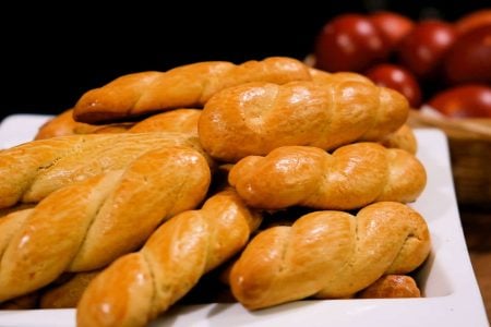 Πασχαλινά Κουλουράκια σε 15 λεπτά | Επαγγελματική συνταγή!
Πως να φτιάξετε σωστά Πασχαλινά κουλουράκια εύκολα με επαγγελματικό αποτέλεσμα!!!